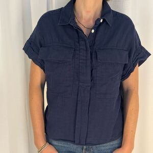 Banana Republic double breast pocket short sleeve button up